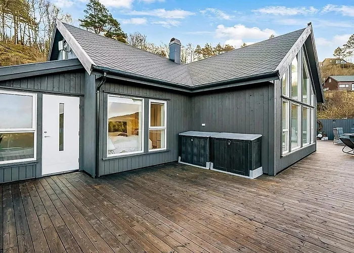 Holiday home 8 Person In Lyngdal-by Traum *