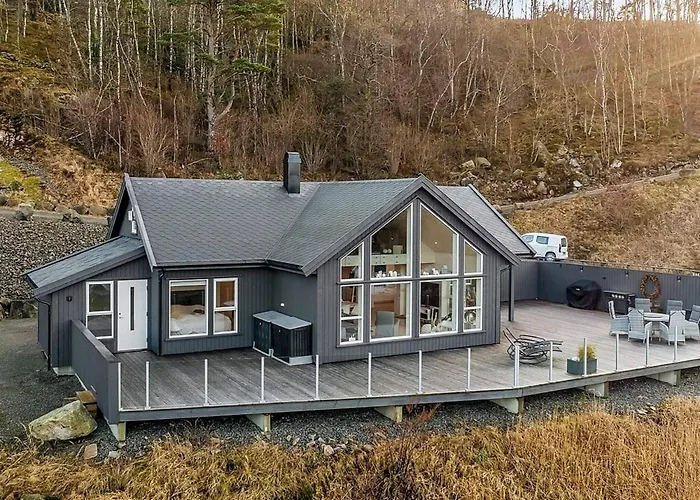 Holiday home 8 Person In Lyngdal-by Traum